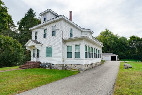 Photo of 17R Warren Ave #R, Chelmsford, MA 01824 (MLS # 73586982)