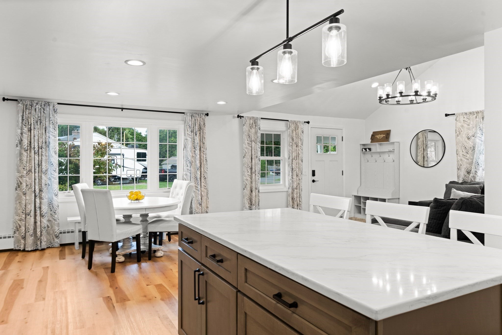 11 Fernwood Rd, Southwick, MA Photo #5