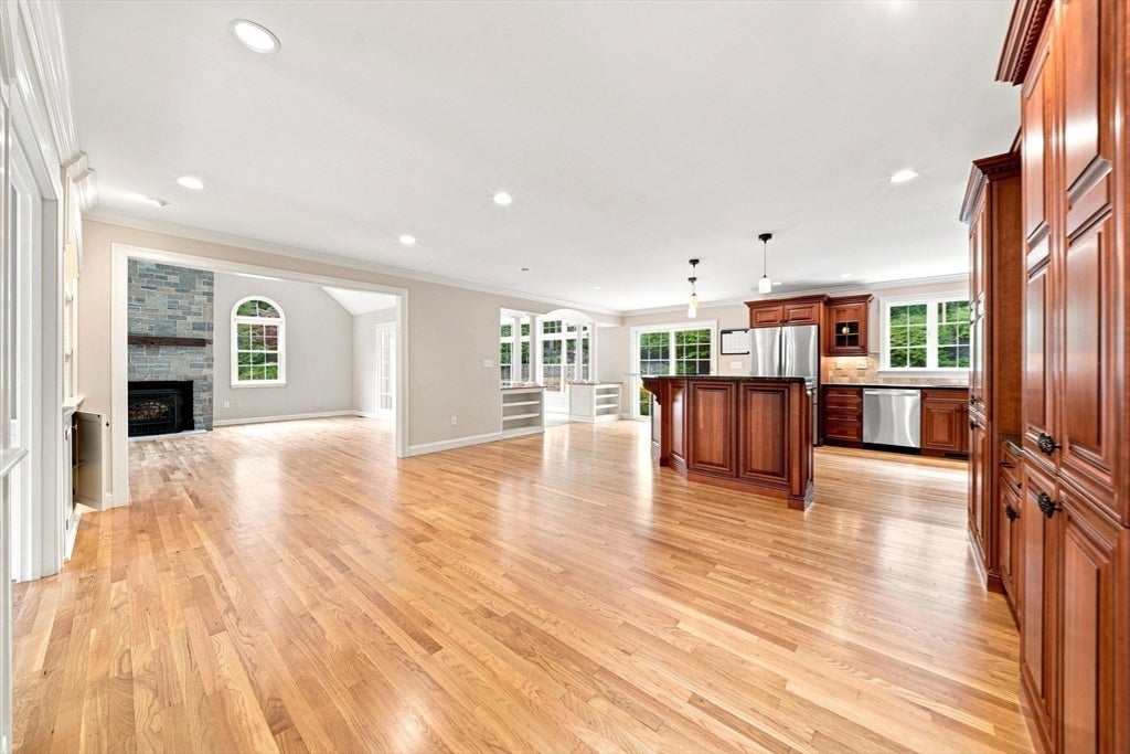 38 Cabral Dr, Middleton, MA, 38 Cabral Dr, Middleton, MA Photo #24