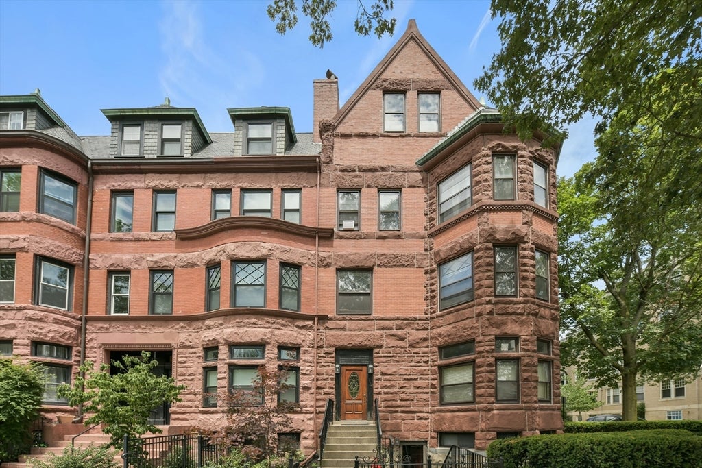 1774 Beacon St #6, Brookline, MA, 1774 Beacon St #6, Brookline, MA Photo #2