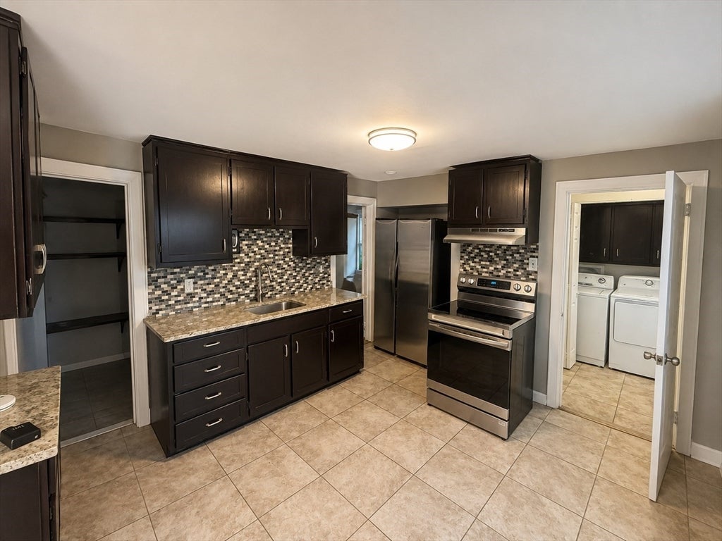 41 Edward St #1, Worcester, MA Photo #6