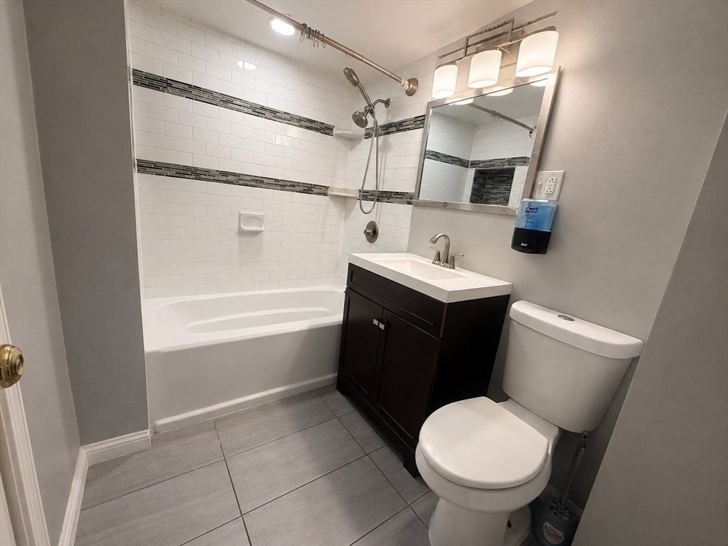 41 Edward St #1, Worcester, MA Photo #7