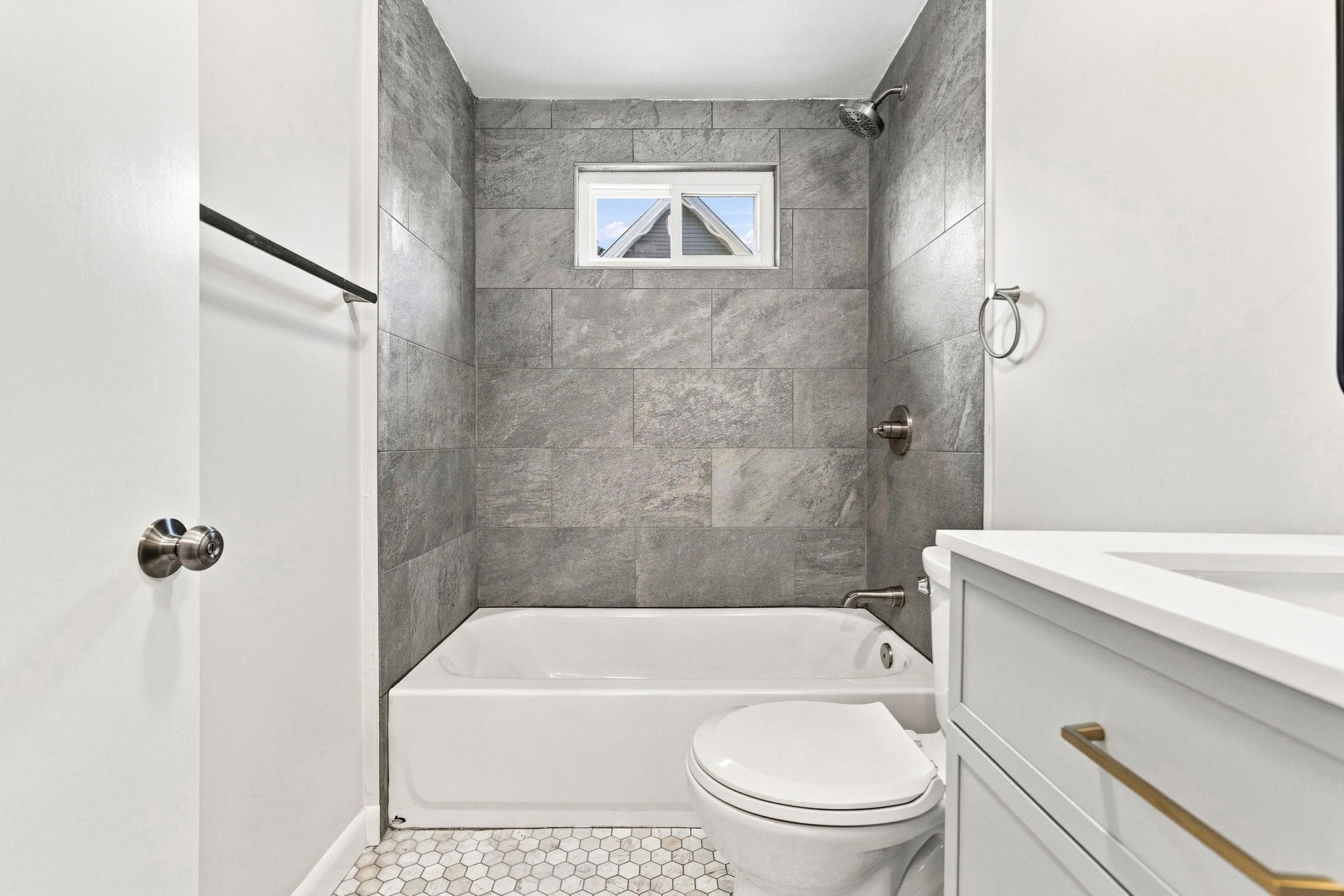 1-B Lorenzo St, Boston, MA, 1-B Lorenzo St, Boston, MA Photo #14