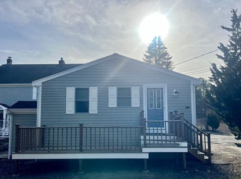Photo of 18 Tyler Ave #B, Wareham, MA 02538 (MLS # 73460730)