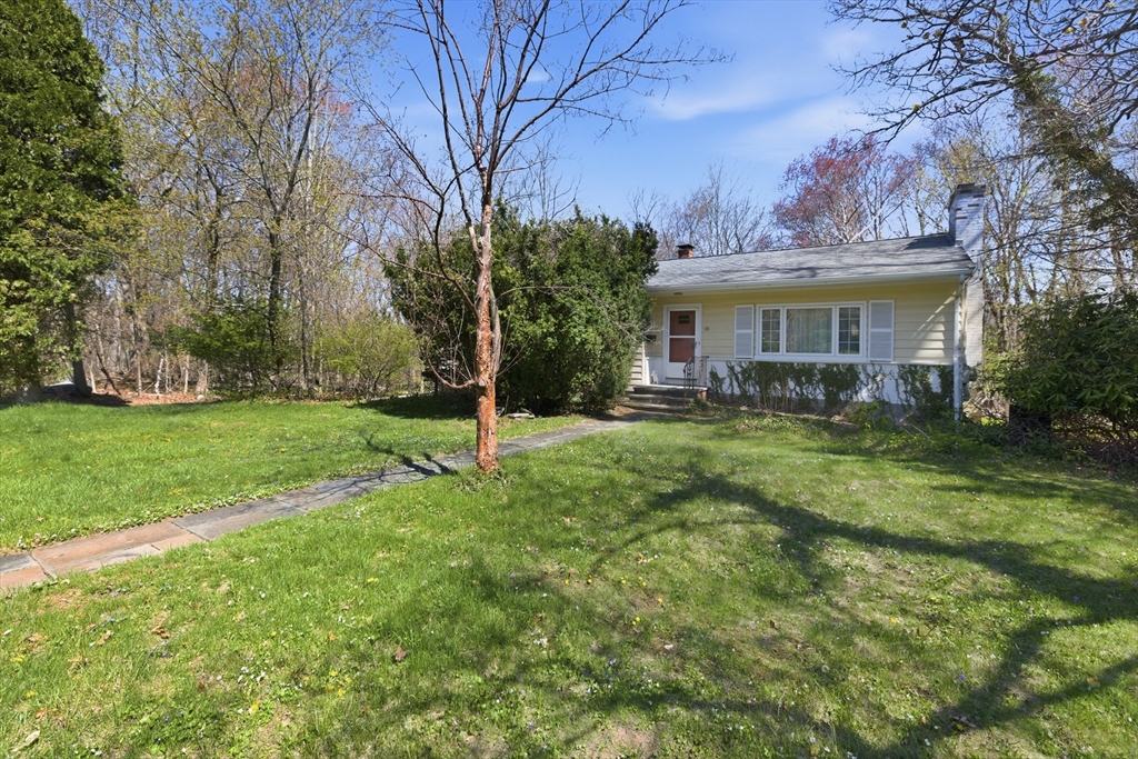 18 Wyman Road, Lexington, MA Photo #2