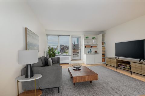 Photo of 145 Pinckney St #719, Boston, MA 02114 (MLS # 73471231)