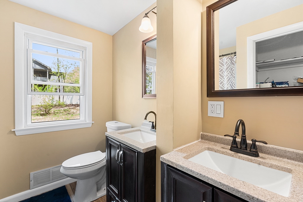 148 Hadley St, Springfield, MA Photo #15