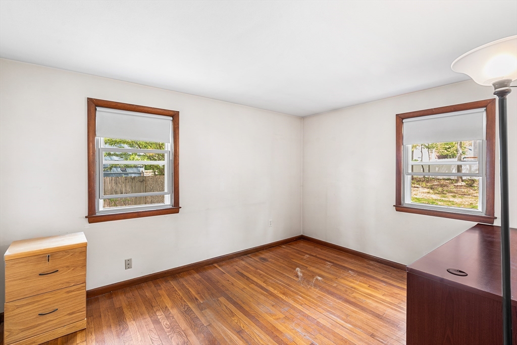 148 Hadley St, Springfield, MA Photo #14