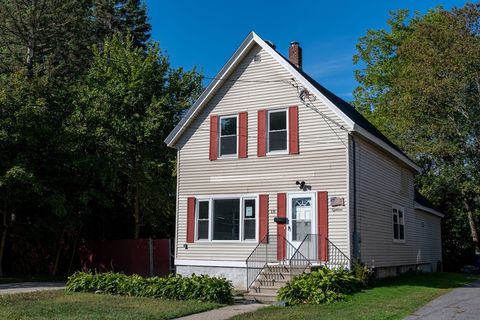 18 Stone St Dracut MA 01826