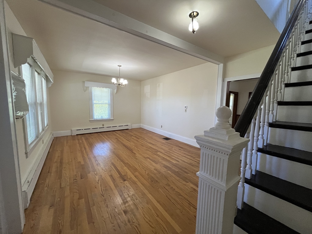 168 East St