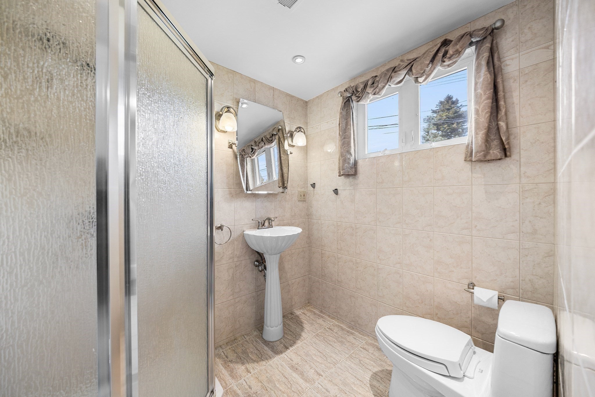 27 Randy Road, Framingham, MA, 27 Randy Road, Framingham, MA Photo #6