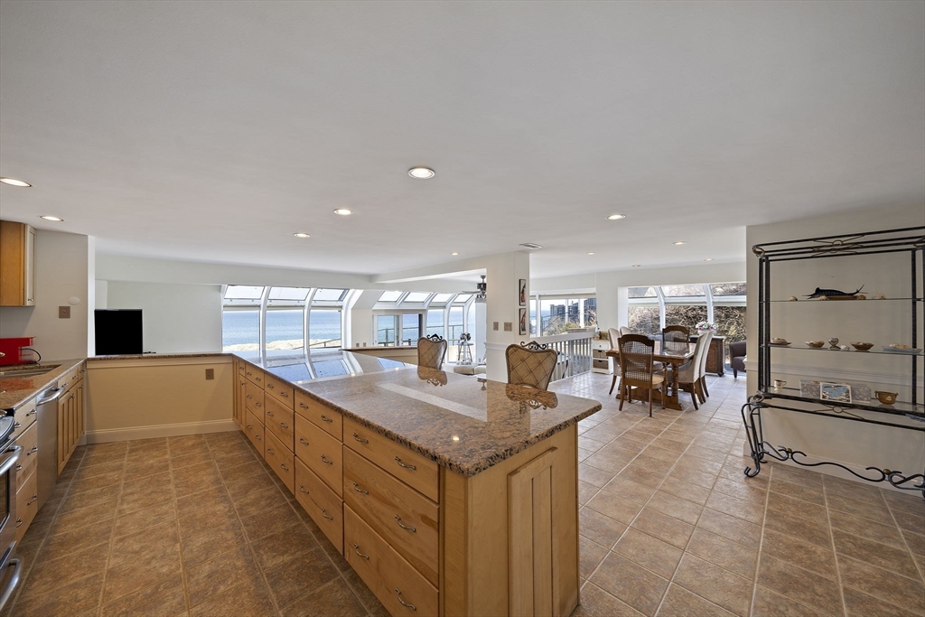 25 Oceanside Drive 25