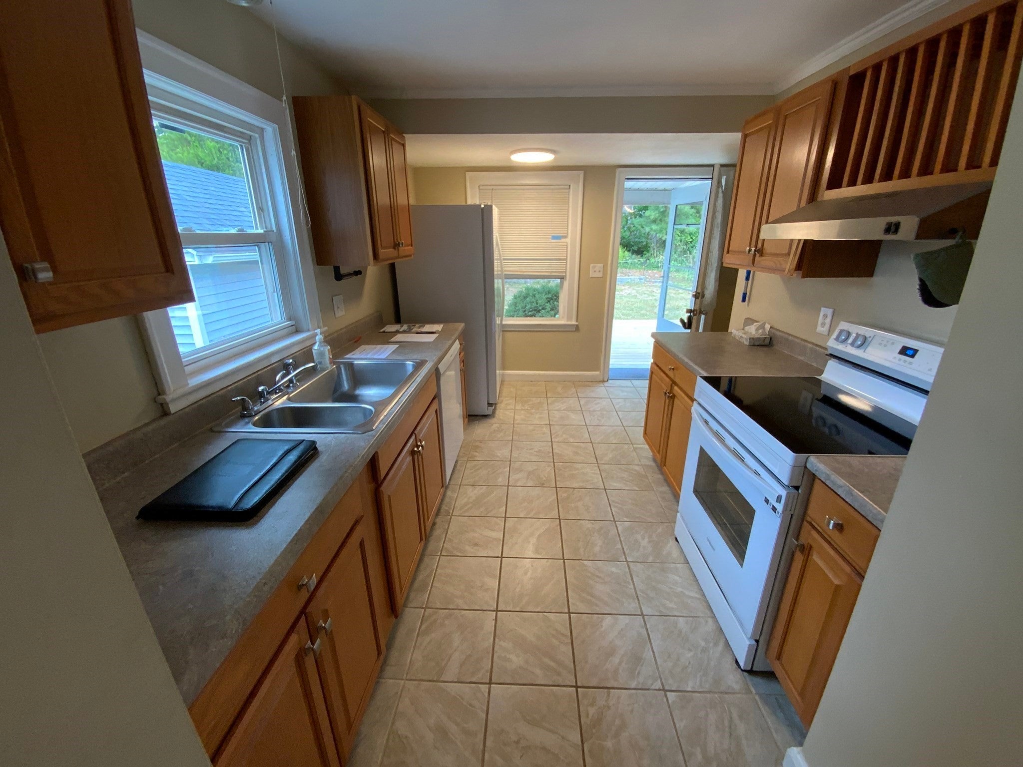 346 Old Connecticut Path, Framingham, MA, 346 Old Connecticut Path, Framingham, MA Photo #10