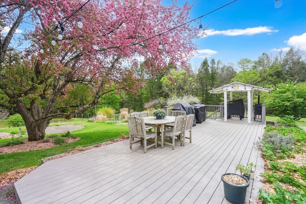 79 S Schoolhouse Rd, Leyden, MA Photo #27