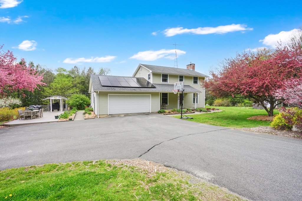 79 S Schoolhouse Rd, Leyden, MA Photo #1
