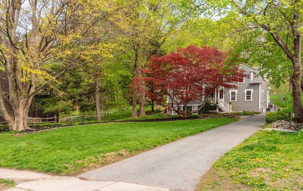 31 High St, Ipswich, MA Photo #2