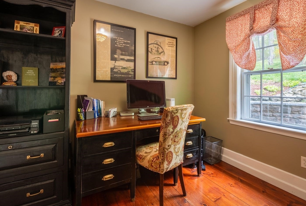31 High St, Ipswich, MA Photo #17