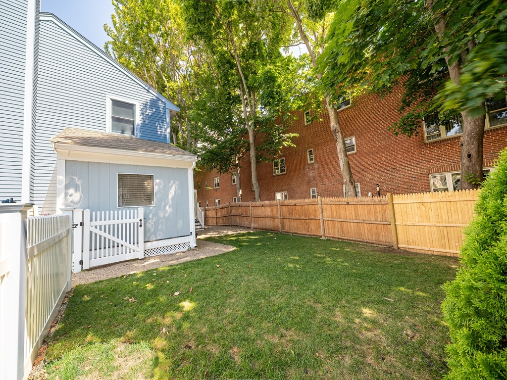 8 Spinney Path #8, Lynn, MA Photo #33