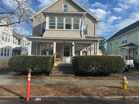 Photo of 117-119 Draper St, Springfield, MA 01108 (MLS # 73506845)