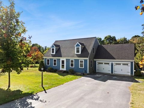 Photo of 533 Old Barnstable Rd, Falmouth, MA 02536 (MLS # 73435735) Photo of 533 Old Barnstable Rd, Falmouth, MA 02536 (MLS # 73435735)