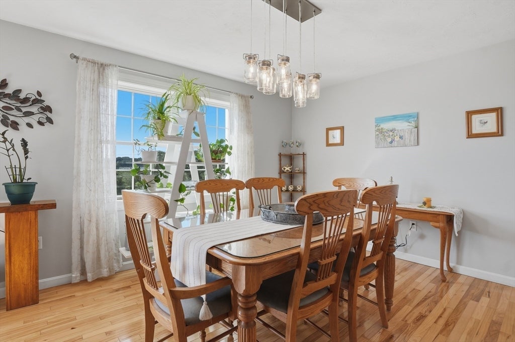 176 Southold Road, Auburn, MA Photo #12