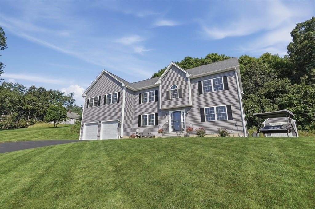 176 Southold Road, Auburn, MA Photo #3