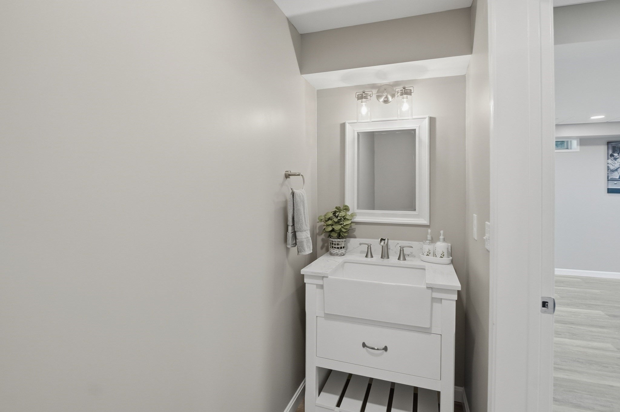 176 Southold Road, Auburn, MA, 176 Southold Road, Auburn, MA Photo #29