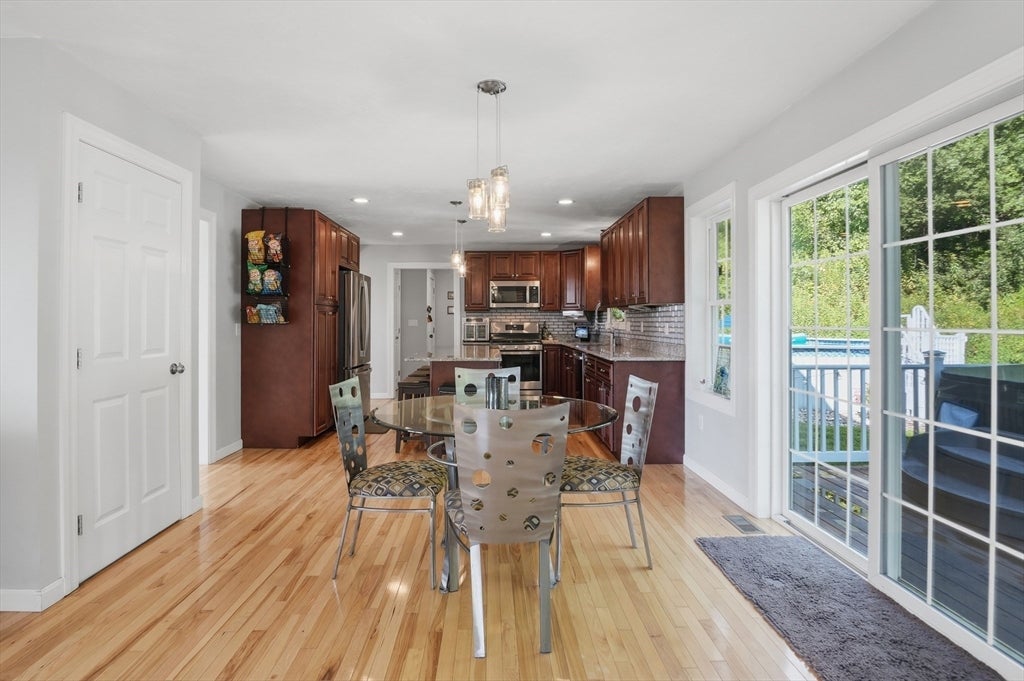 176 Southold Road, Auburn, MA Photo #7