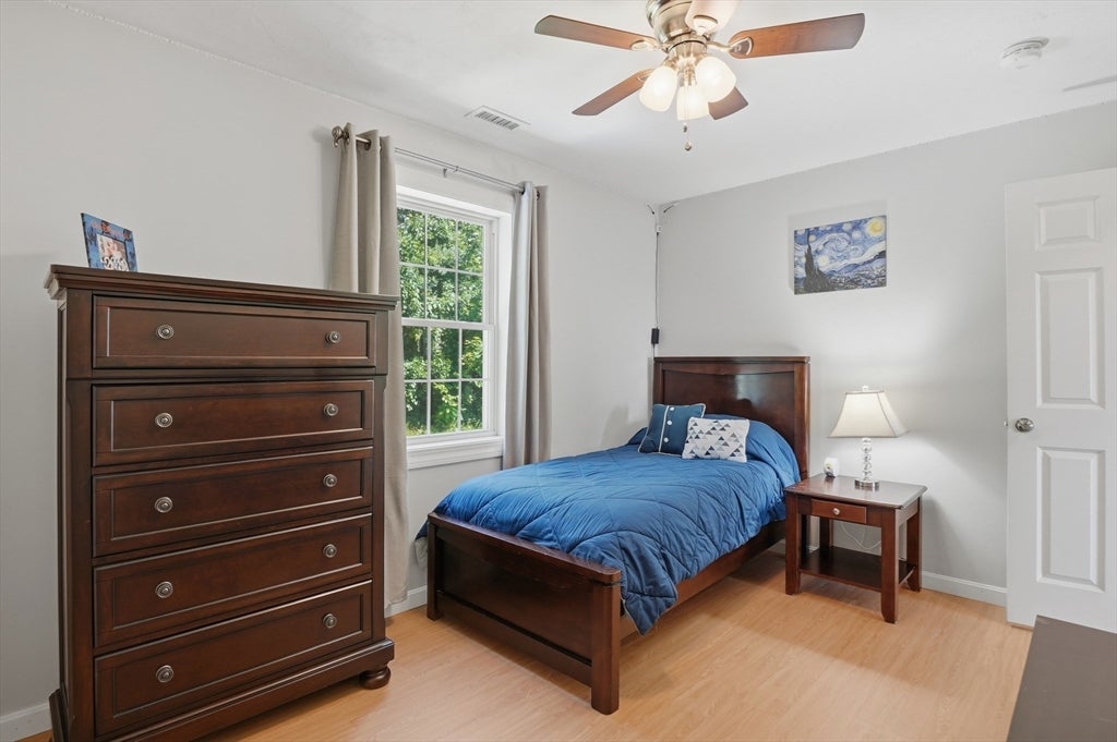 176 Southold Road, Auburn, MA Photo #20