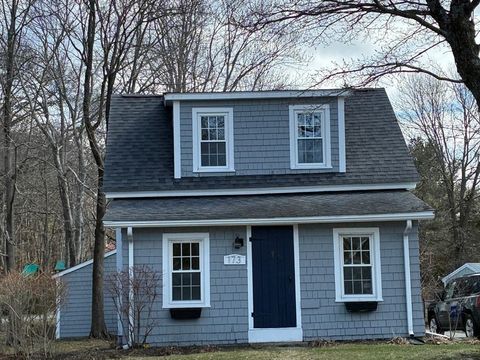 Photo of 173 Liberty St, Rockland, MA 02370 (MLS # 73494154)