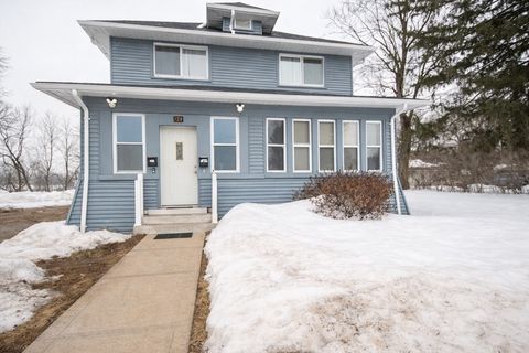 124 Walter St Chicopee MA 01013