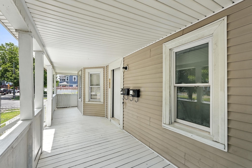 782 Sumner Ave