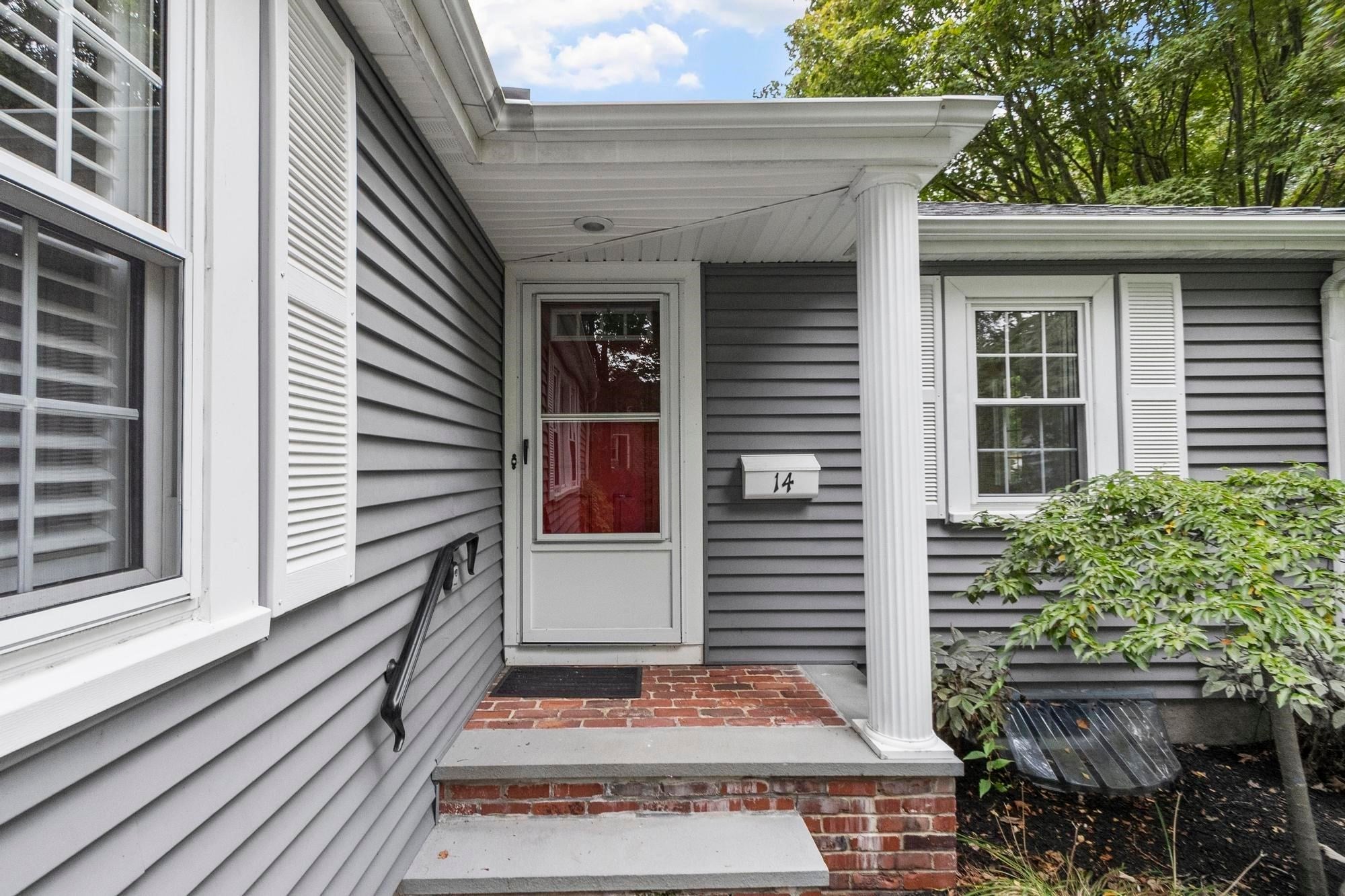 14 Steele Street