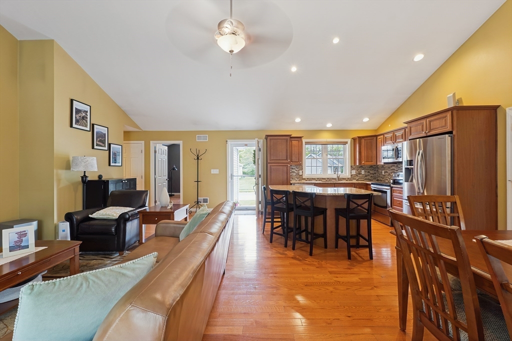 3080 Club House Dr, Dighton, MA, 3080 Club House Dr, Dighton, MA Photo #15