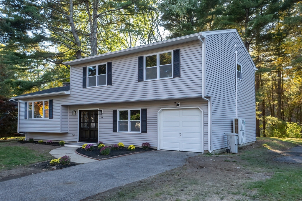 54 Westfield Dr