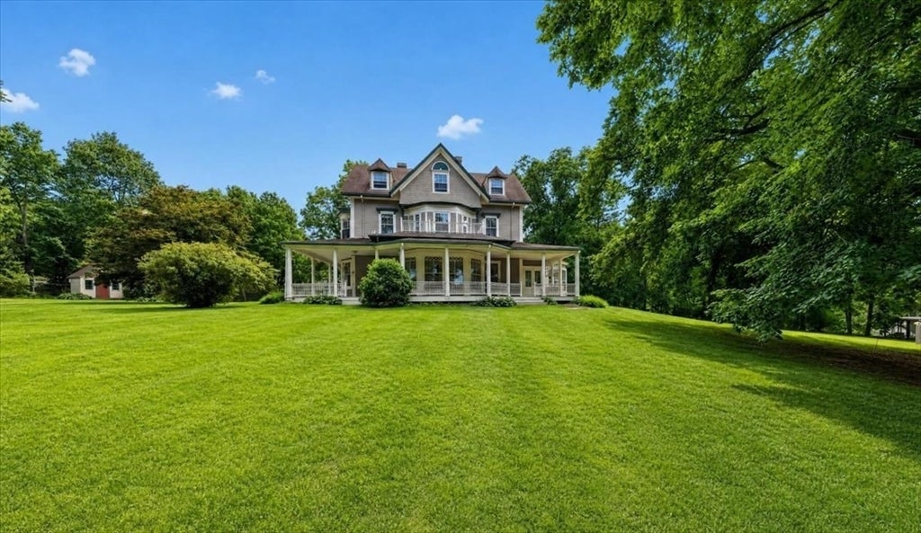 60 Bradley Hill Road