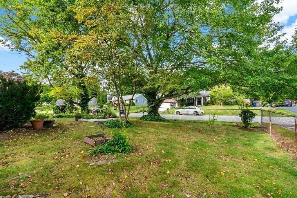 7 Charlotte Dr, Bristol, RI, 7 Charlotte Dr, Bristol, RI Photo #15