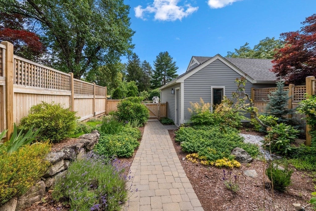 21 Hillside Drive 21