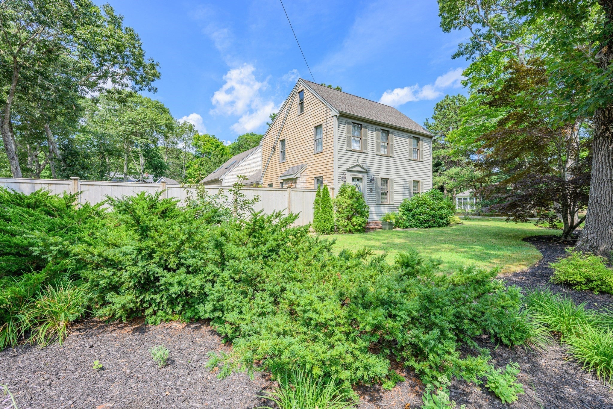 134 School St