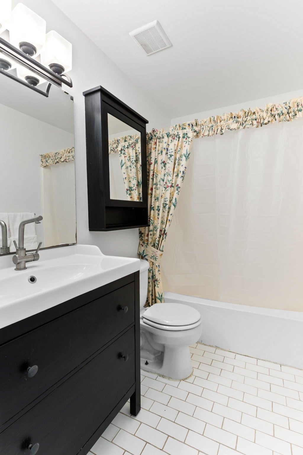 131 Greenbrook Drive #131, Stoughton, MA Photo #36