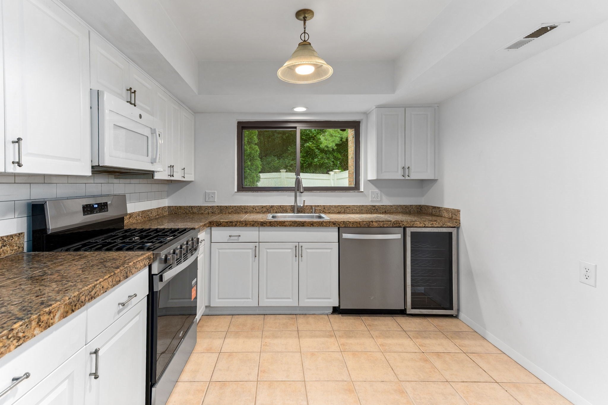 131 Greenbrook Drive #131, Stoughton, MA Photo #15