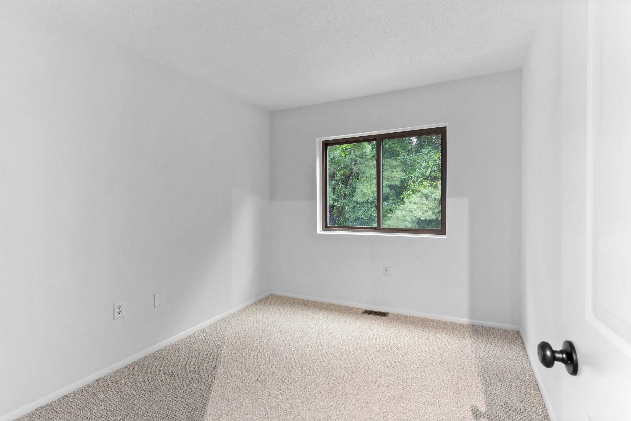 131 Greenbrook Drive #131, Stoughton, MA Photo #28
