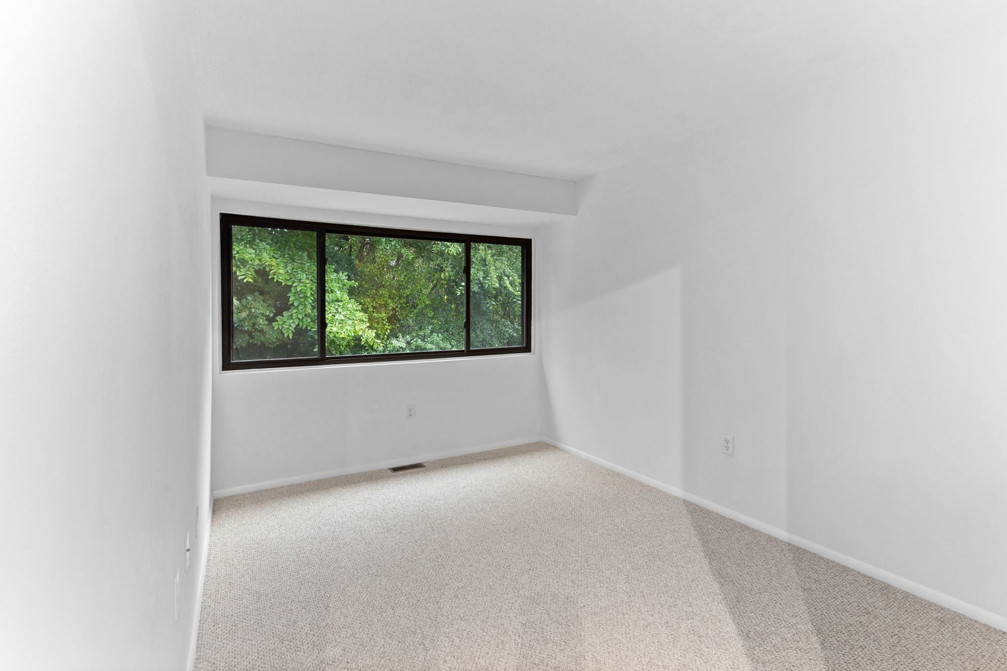131 Greenbrook Drive #131, Stoughton, MA Photo #26
