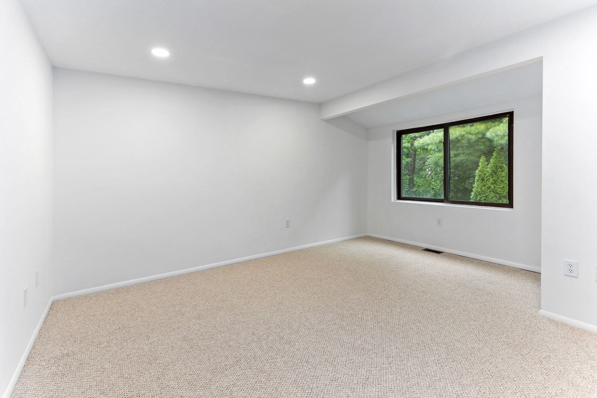 131 Greenbrook Drive #131, Stoughton, MA Photo #32