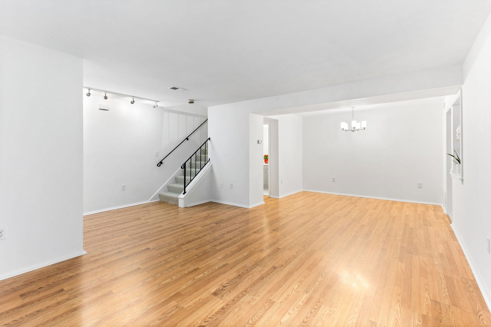 131 Greenbrook Drive #131, Stoughton, MA Photo #9