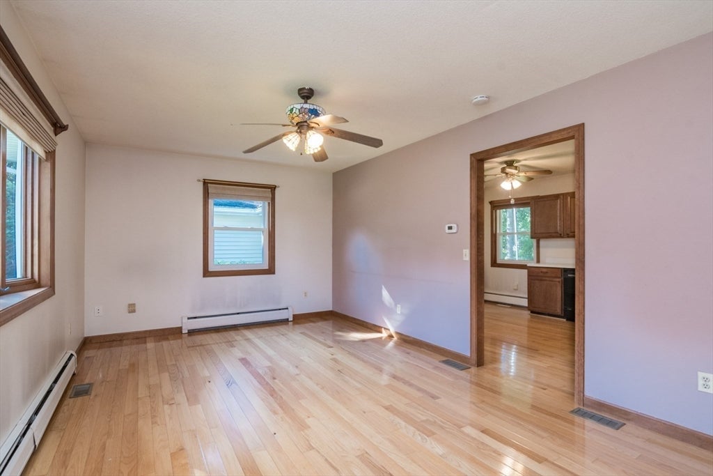 63 Tinkham Rd