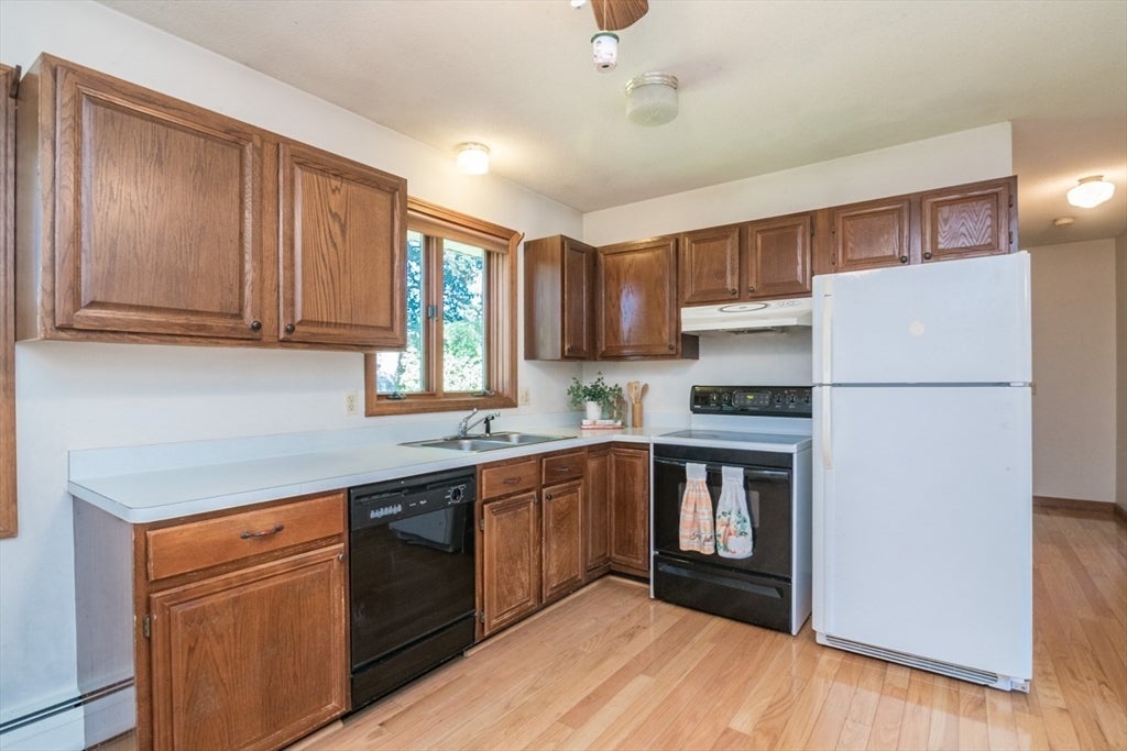 63 Tinkham Rd, Springfield, MA, 63 Tinkham Rd, Springfield, MA Photo #12