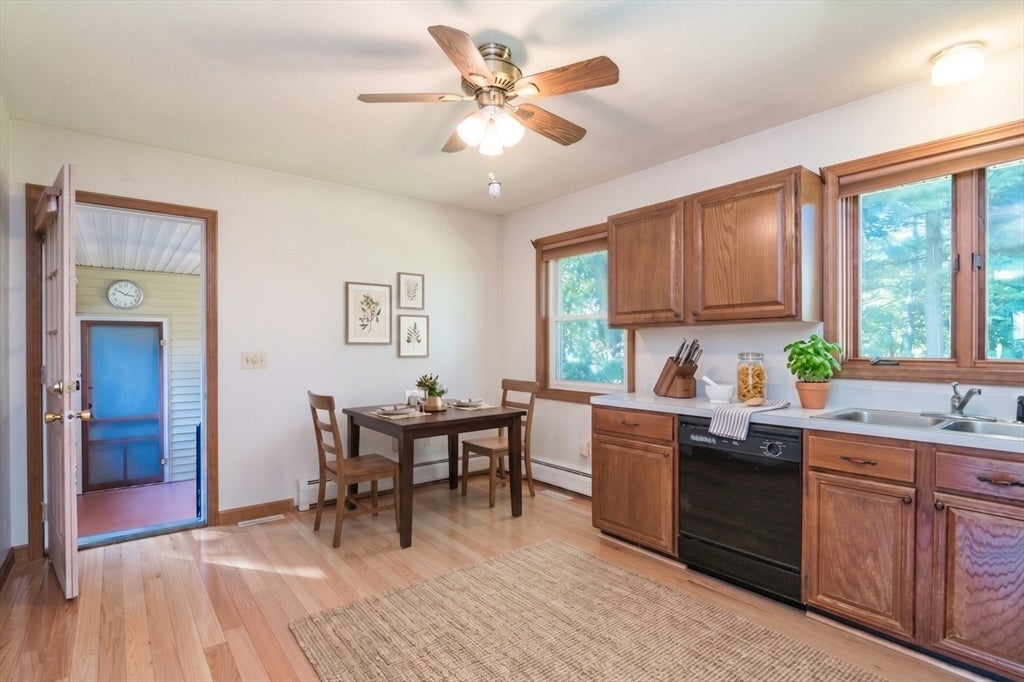 63 Tinkham Rd, Springfield, MA, 63 Tinkham Rd, Springfield, MA Photo #7