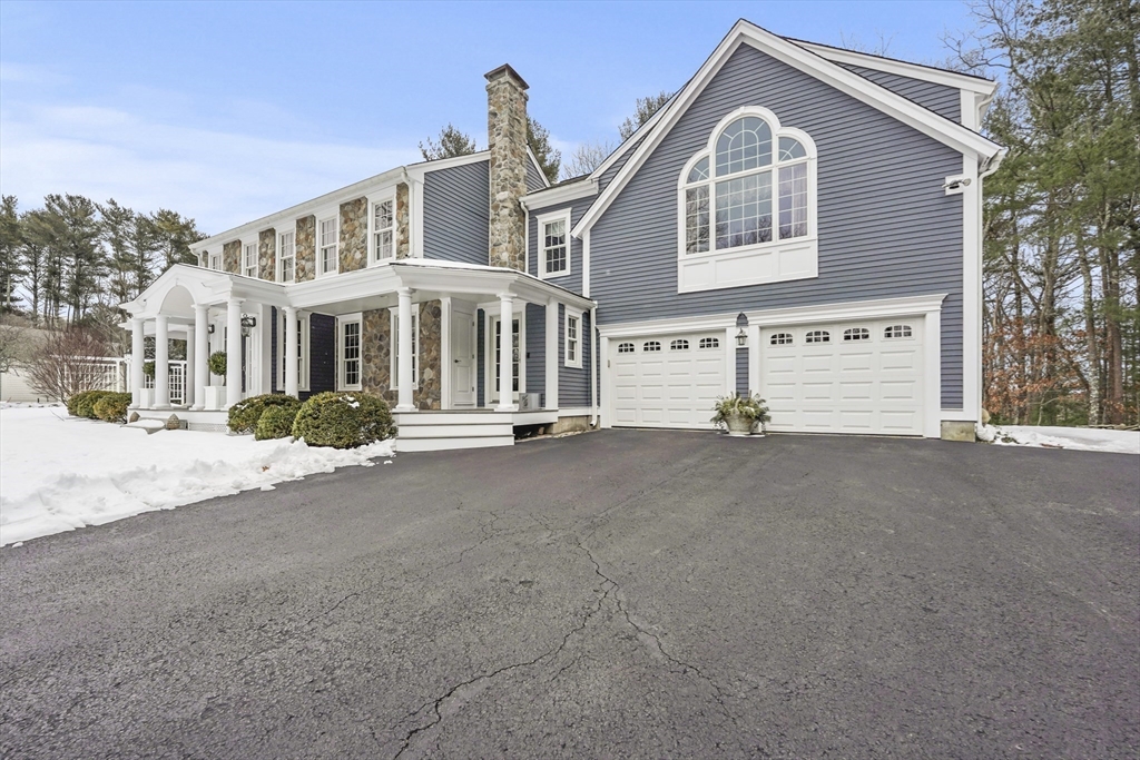 33 Wellington Dr