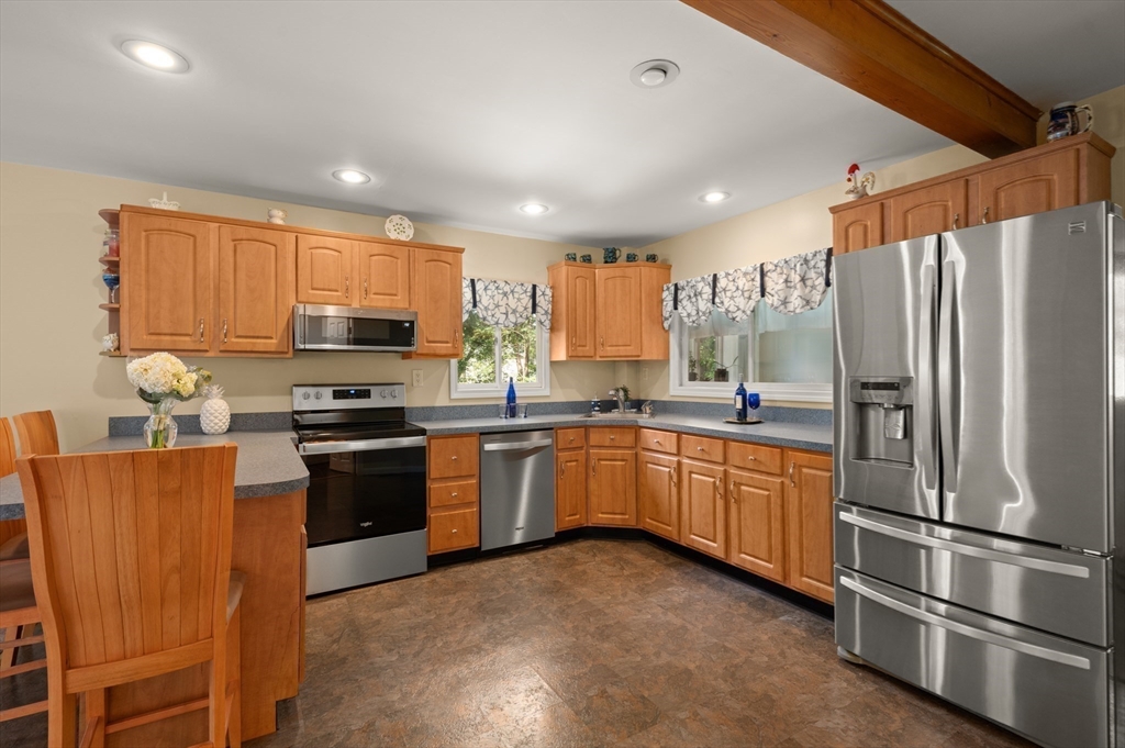 20 Hemlock Rd